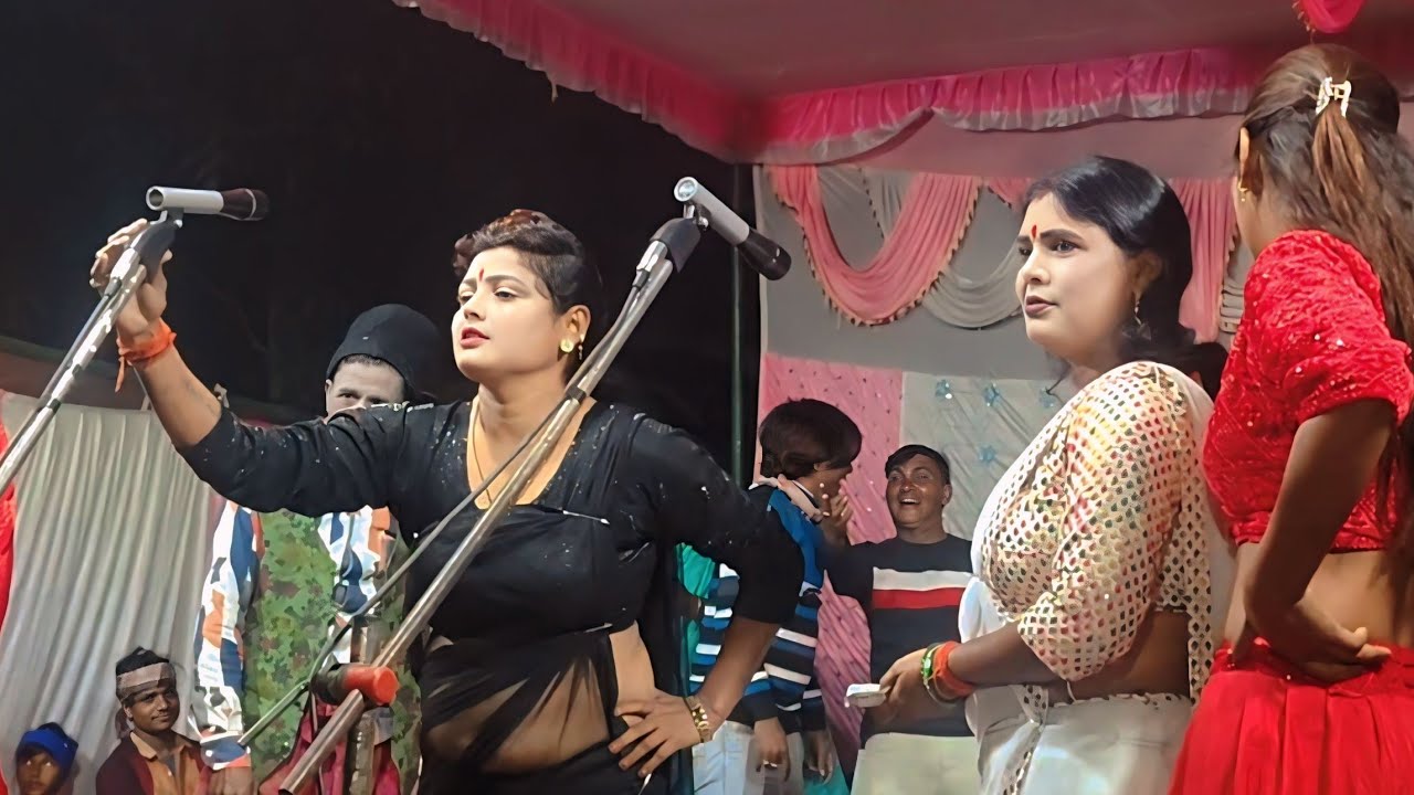 अलीनगर मेले में डांस पार्टियों ने मचाई धूम💞फुररी रानी के डांस के लोग हुए दीवाने    #Nautanki, 2025  