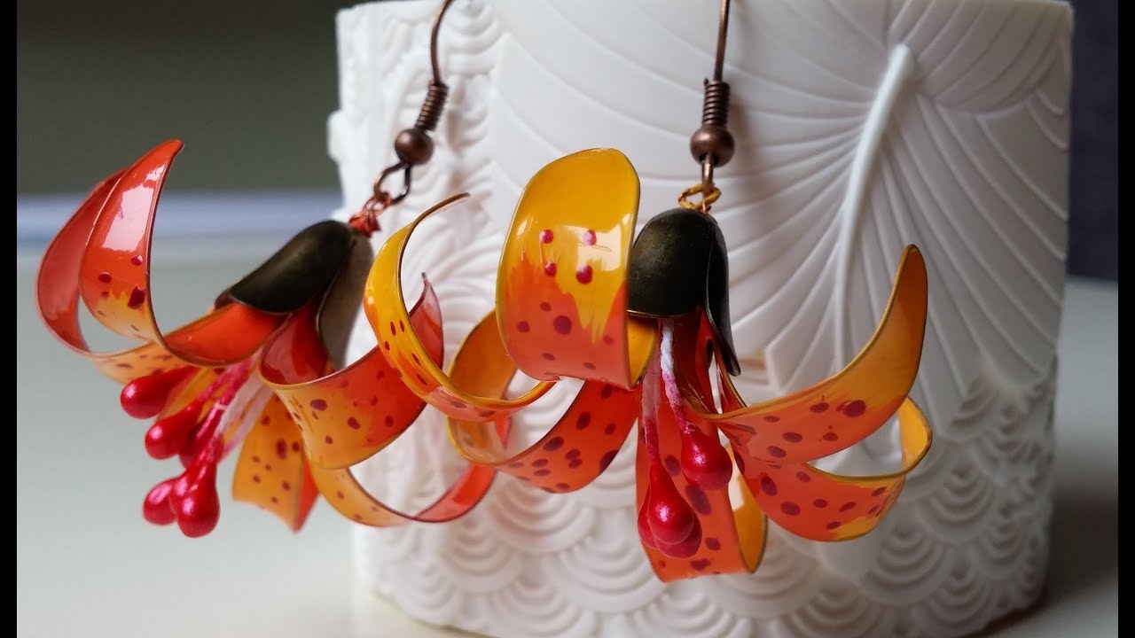 Nail  polish  earrings N.3