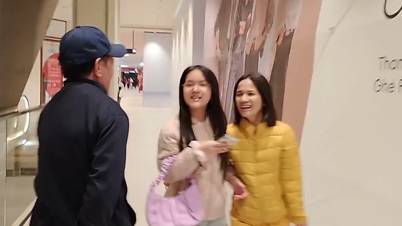Review Hanoi Centre mới khai trương: Có nên đi sớm lúc này không?