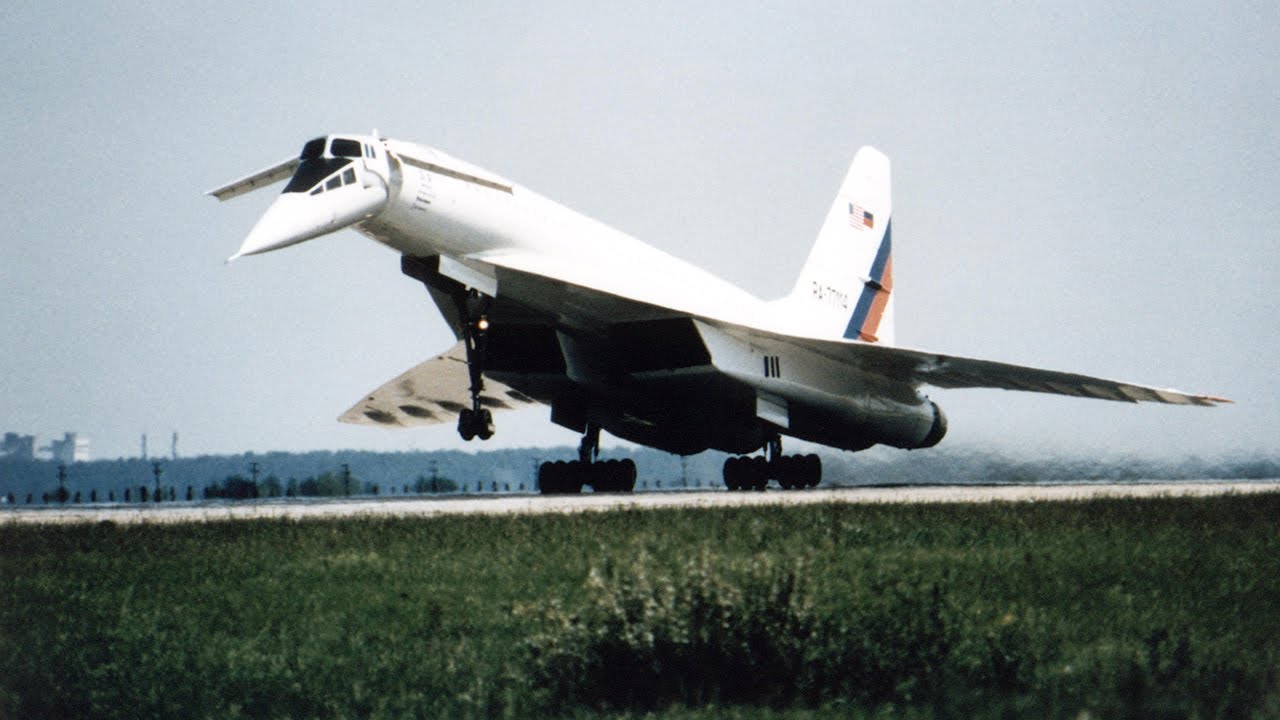 3000 KM/S HIZA ÇIKABİLEN SOVYET YOLCU UÇAĞI; TUPOLEV TU-144