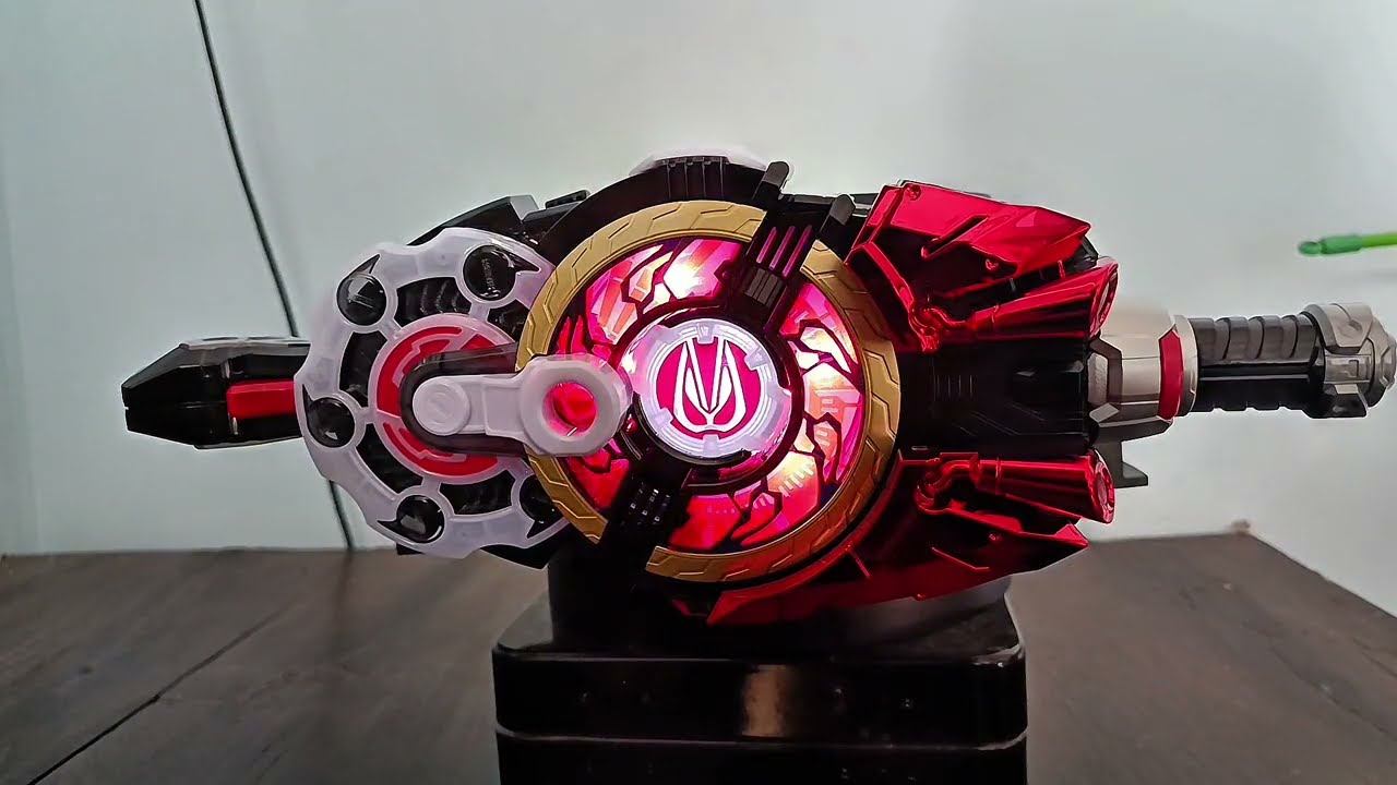 Unboxing the Desire Driver DX Super Best Kamen Rider Gets Bandai toy belt - details 