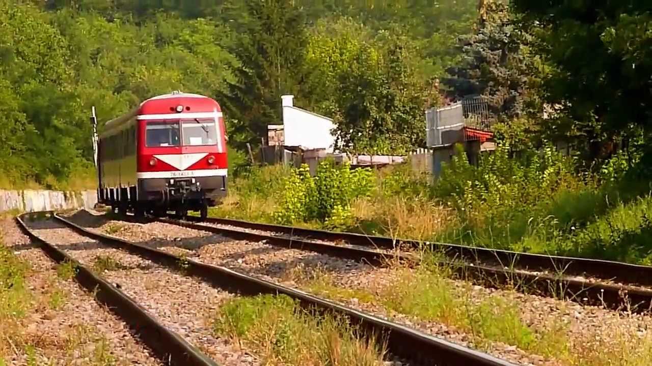 VT614 trece salutand - Oradea (14 07 2012)