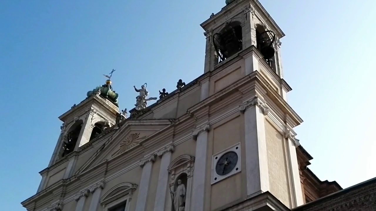 Le campane di Romano di Lombardia (BG) - Chiesa Parr. dei Ss. Maria Assunta e Giacomo (1). v.210