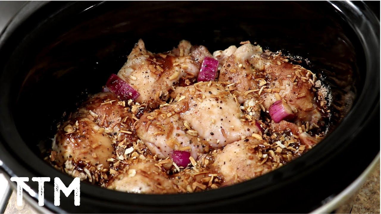 EASY Slow Cooker Onion Chicken Recipe