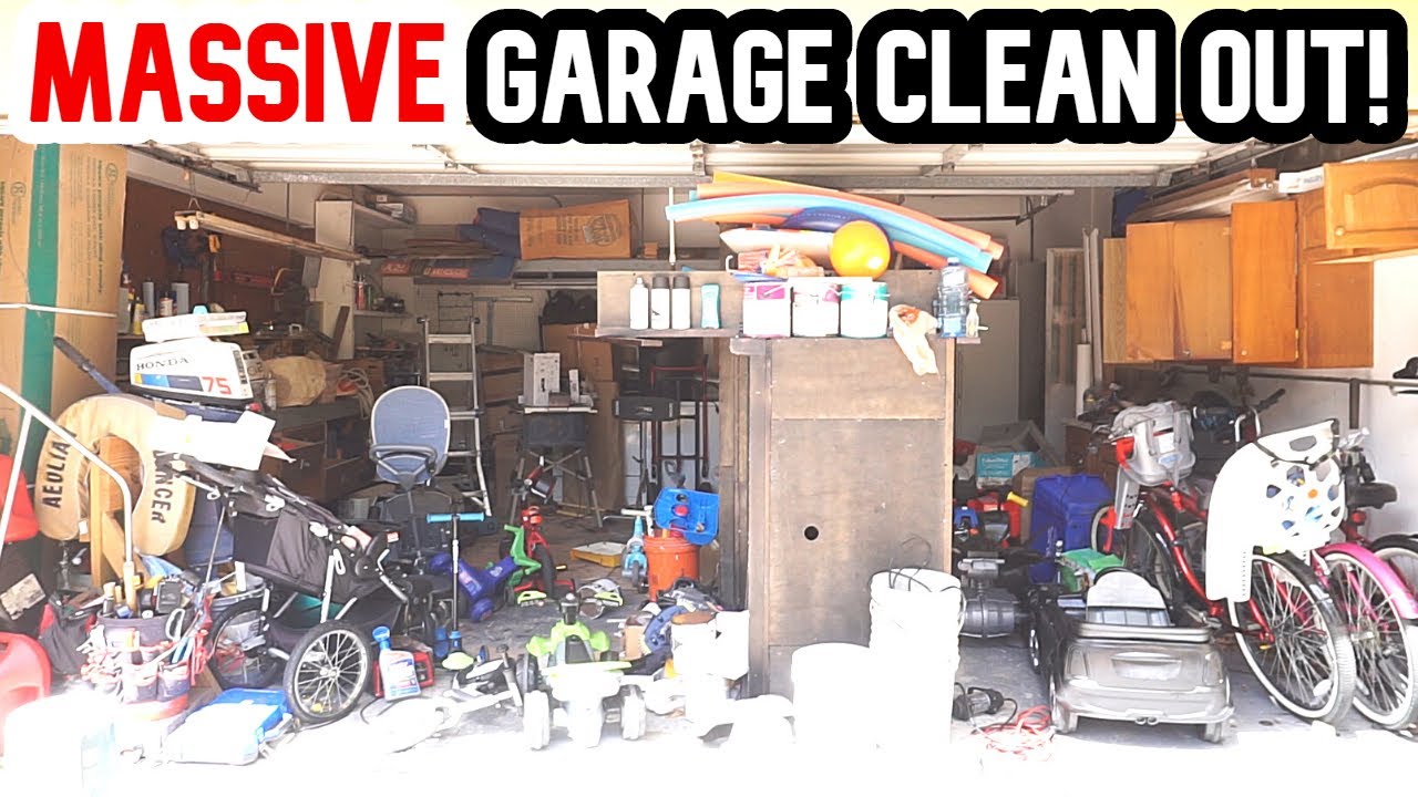 MASSIVE GARAGE CLEAN OUT / DISASTER CLEAN WITH ME / CLEANING MOTIVATION / DECLUTTER & ORGANIZE /SAHM