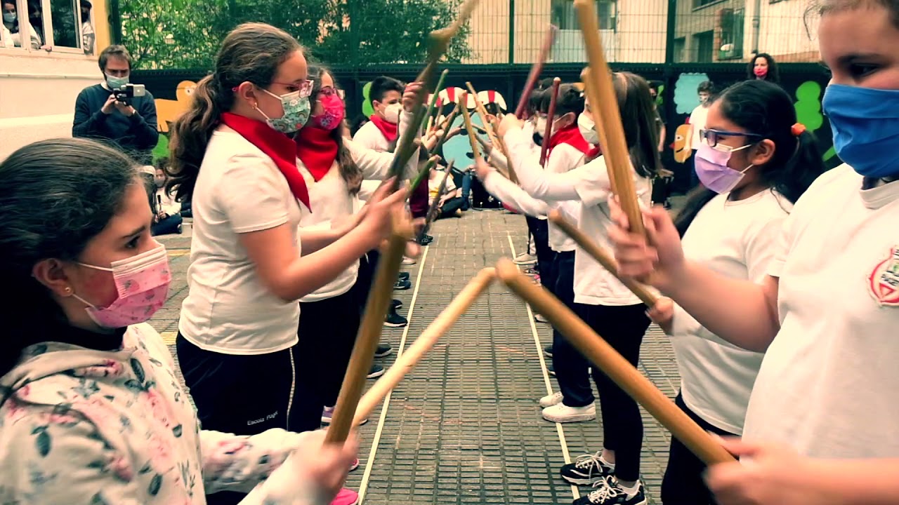 BALL DE BASTONS (QUART) EL VIROLET