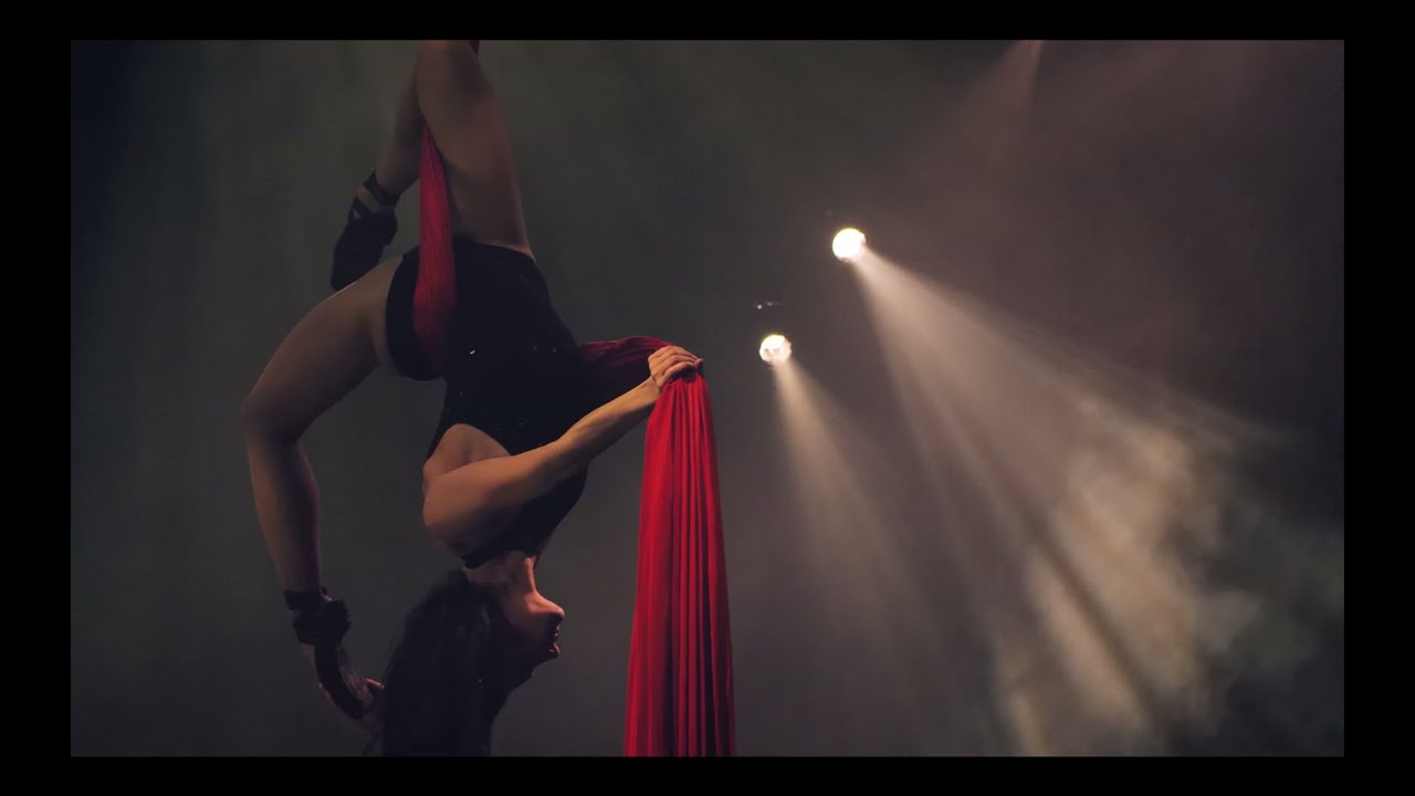 Earthside – Mob Mentality feat. Lajon Witherspoon & MSSO (Official Video)