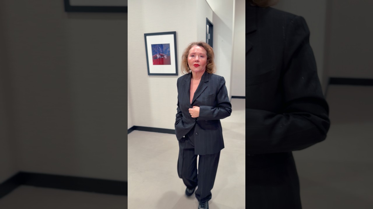 Как вам костюм ?