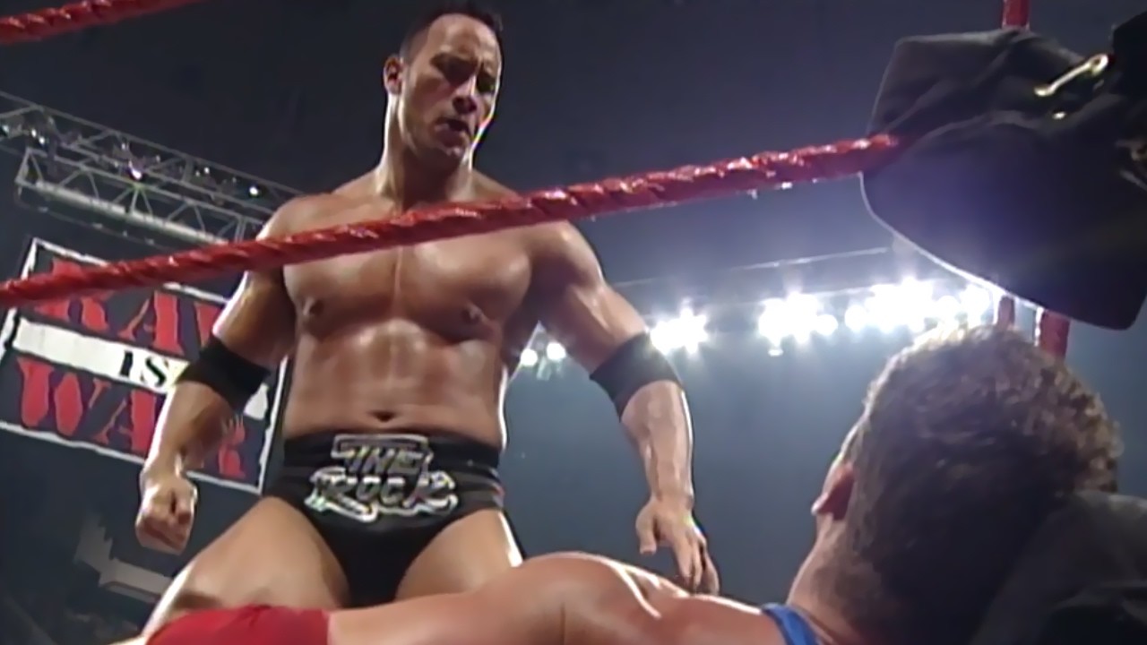 The Rock Vs Kurt Angle - RAW IS WAR!