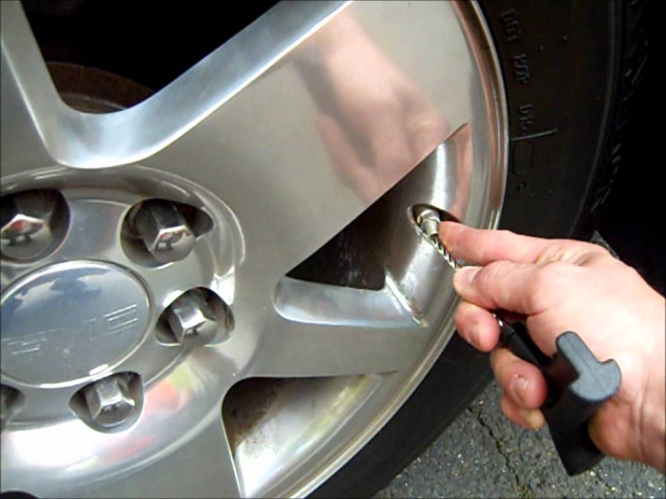 How to relearn TPMS on a 2007 GMC Yukon tire positions