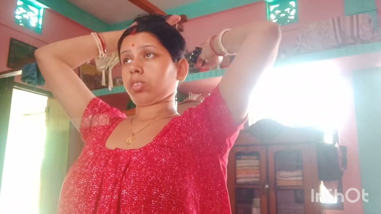 সকাল থেকে সংসারের কাজ করে # মেয়ে দুটোকে সামলিয়ে কাজ করতে হয় 😍😍
