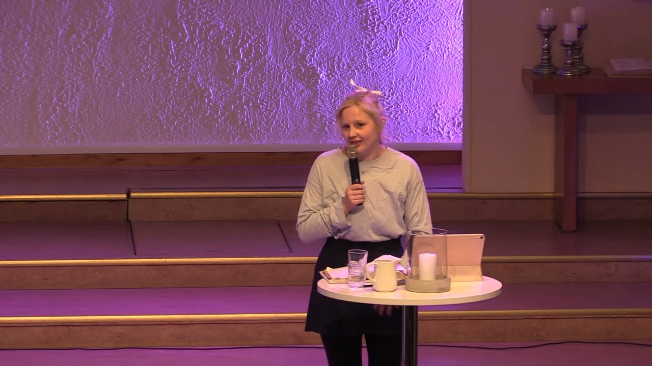 Mathilda Nordenvall - Det är möjligt att stå mitt i folkmassan runt Jesus - men ändå inte följa.