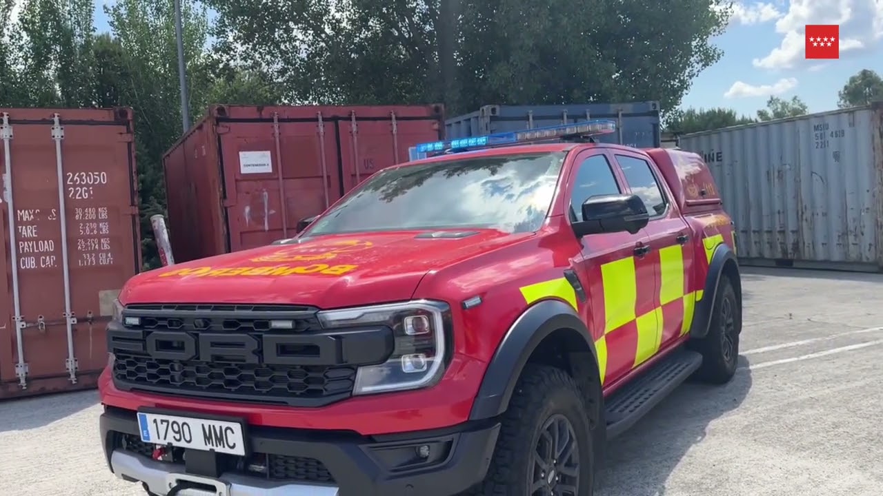 Los Bomberos CM presentan 2 nuevos vehículos de la Unidad de Mando y Jefatura