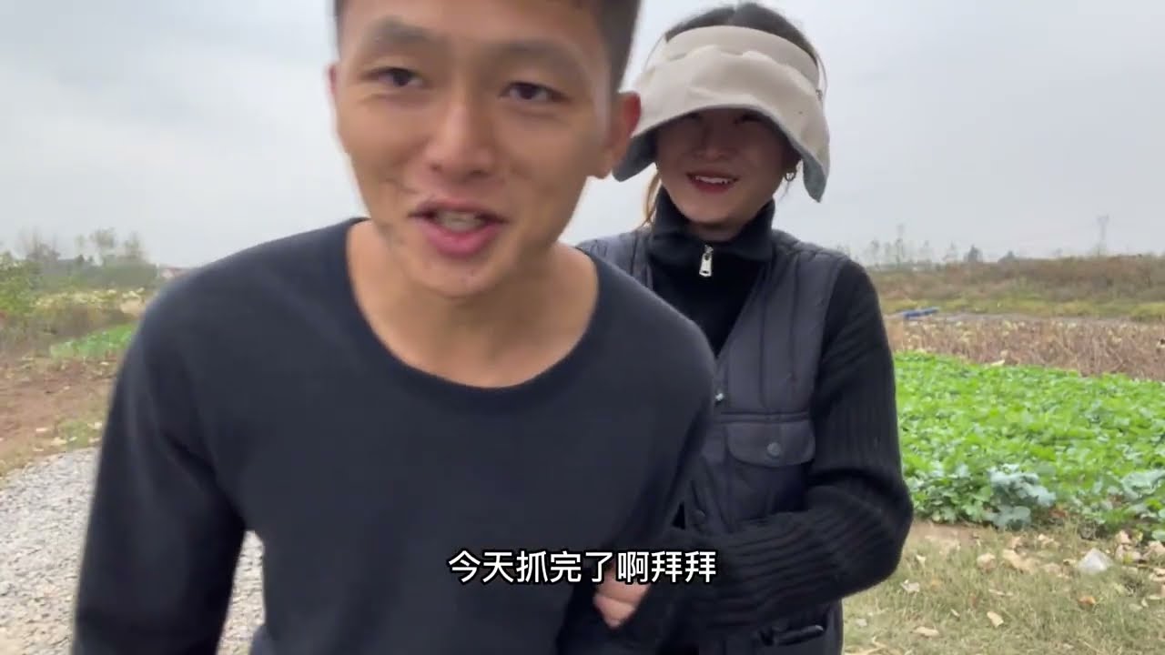 腳踩鱔魚洞，直接逼它倒車出來，意外撿漏！#大熱門#fishing