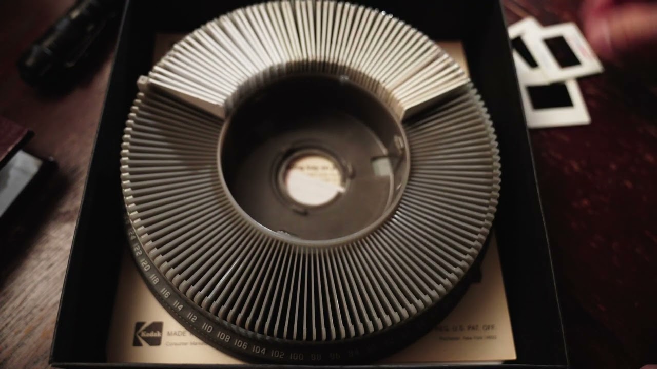 1970's Kodak Carousel 760H Slide Projector: Setup, Assembly & Use
