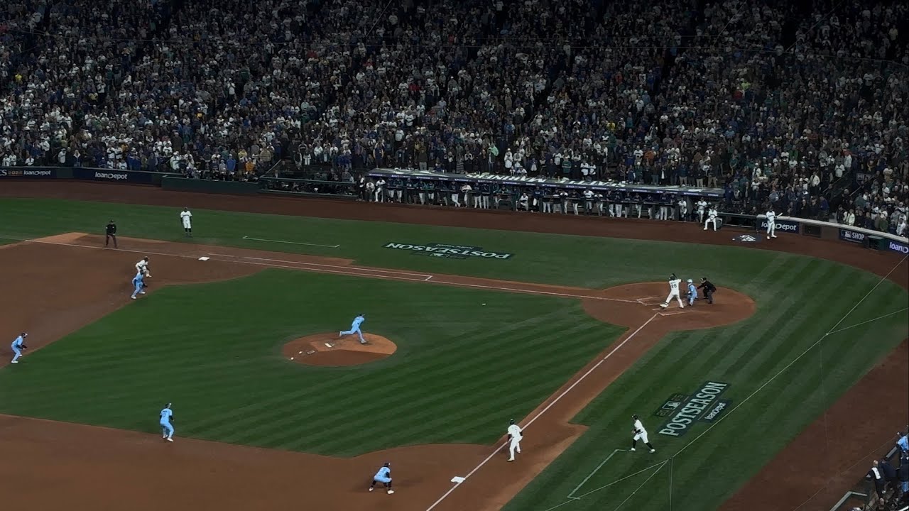 Eugenio Suarez GRAND SLAM ALCS Game 5 Toronto Blue Jays vs Seattle Mariners 10/17/25 T-Mobile Park