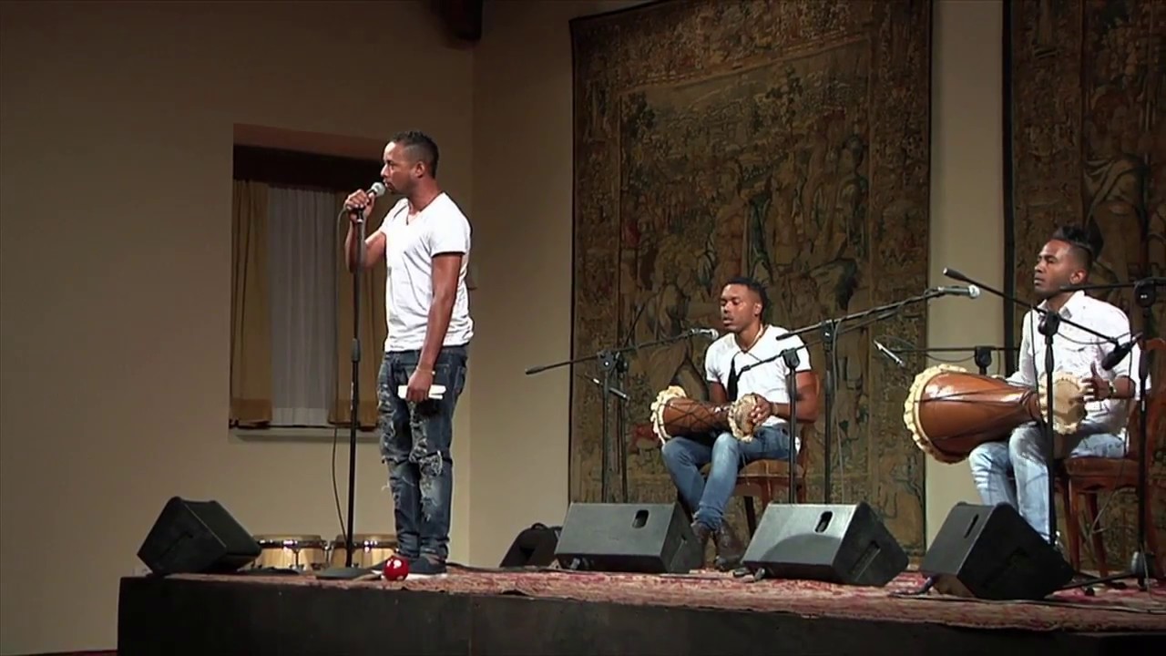 Cuba | Batá Drums of the Cuban Santería | Ensemble Omo Abillona | Orun Cantado
