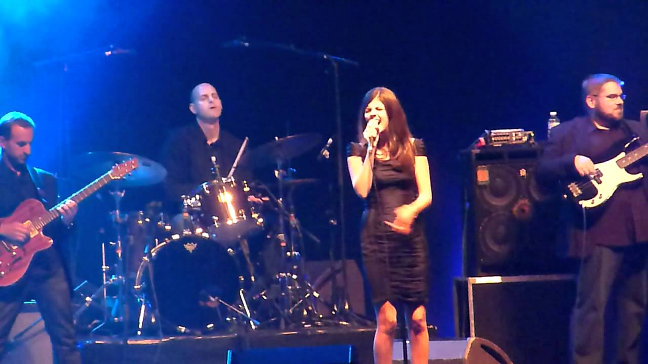 Nikki Yanofsky - Oh darling (Beatles cover)