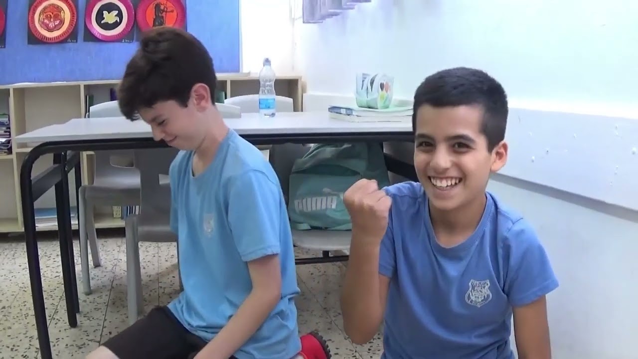 קטן זה הכי כיף בעולם ו2 ויצמן קליפ סיום