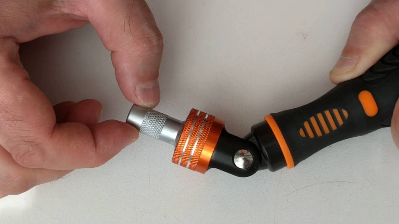 Backlash in the Jakemy JM-6108 screwdriver (Люфт в отвертке Jakemy JM-6108)