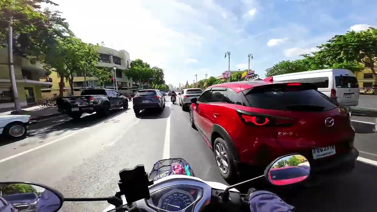 🇹🇭Bangkok is a city that is great for traveling by motorcycle.