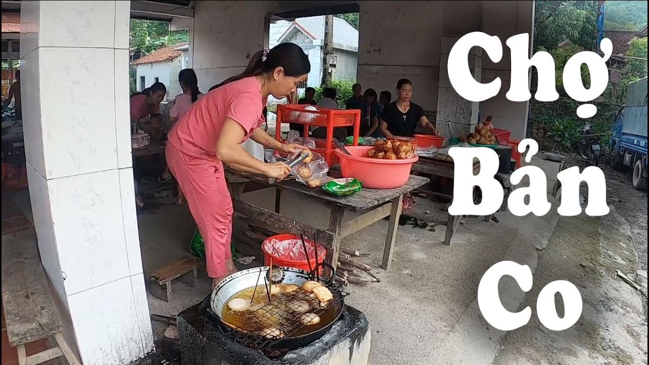 Chợ phiên Bản Co, Quảng Hoà, Cao Bằng