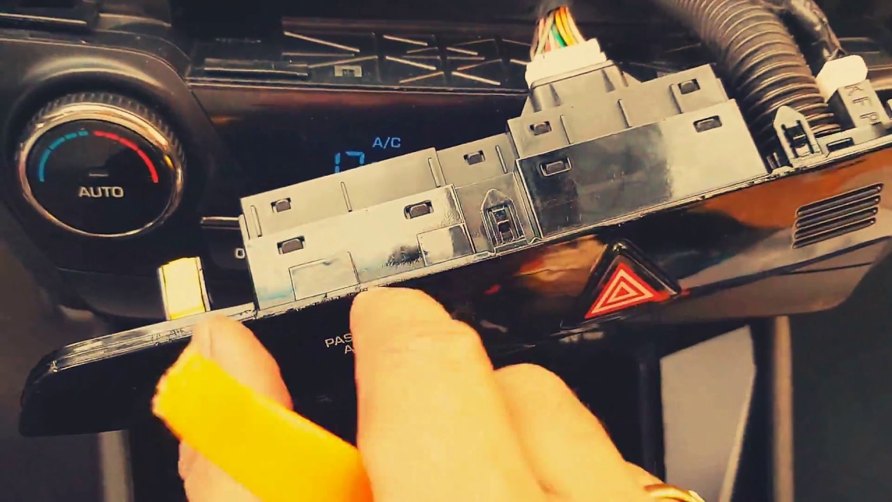 HOW TO REMOVE 2016 HYUNDAI TUCSON CLIMATE CONTROL PANEL