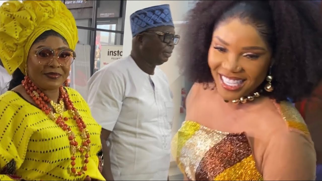 SURPRISE 😳 IYABO OJO MOTHER AND SOLA KOSOKO STEP IN AT ELEKO MOVIE PREMIERE TO SUPPORT JIDE KOSOKO