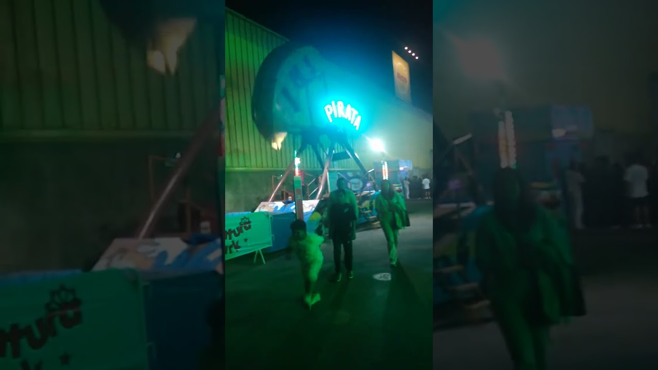En Los Juegos Mecánicos De Los Olivos Metro Izaguirre Cencosud Independencia Panamericana Norte Lima