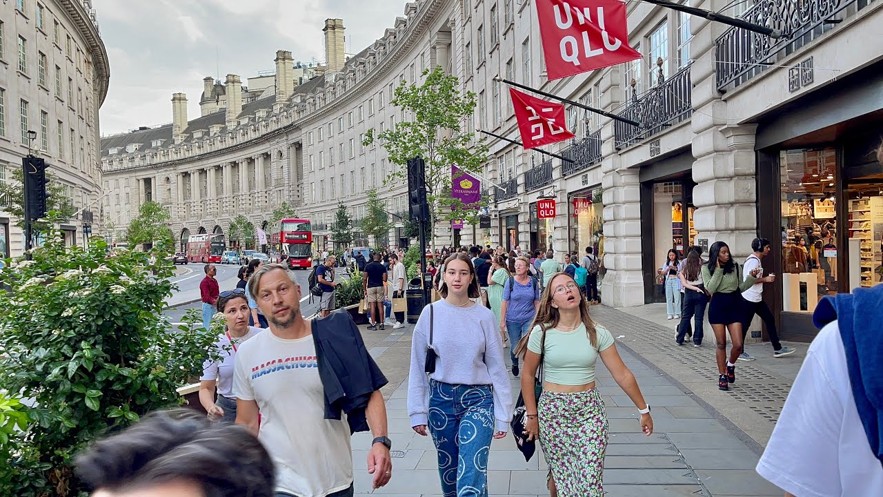 London Walk - Sep 2022 | Relaxing Walking tour in Central London [4K HDR]