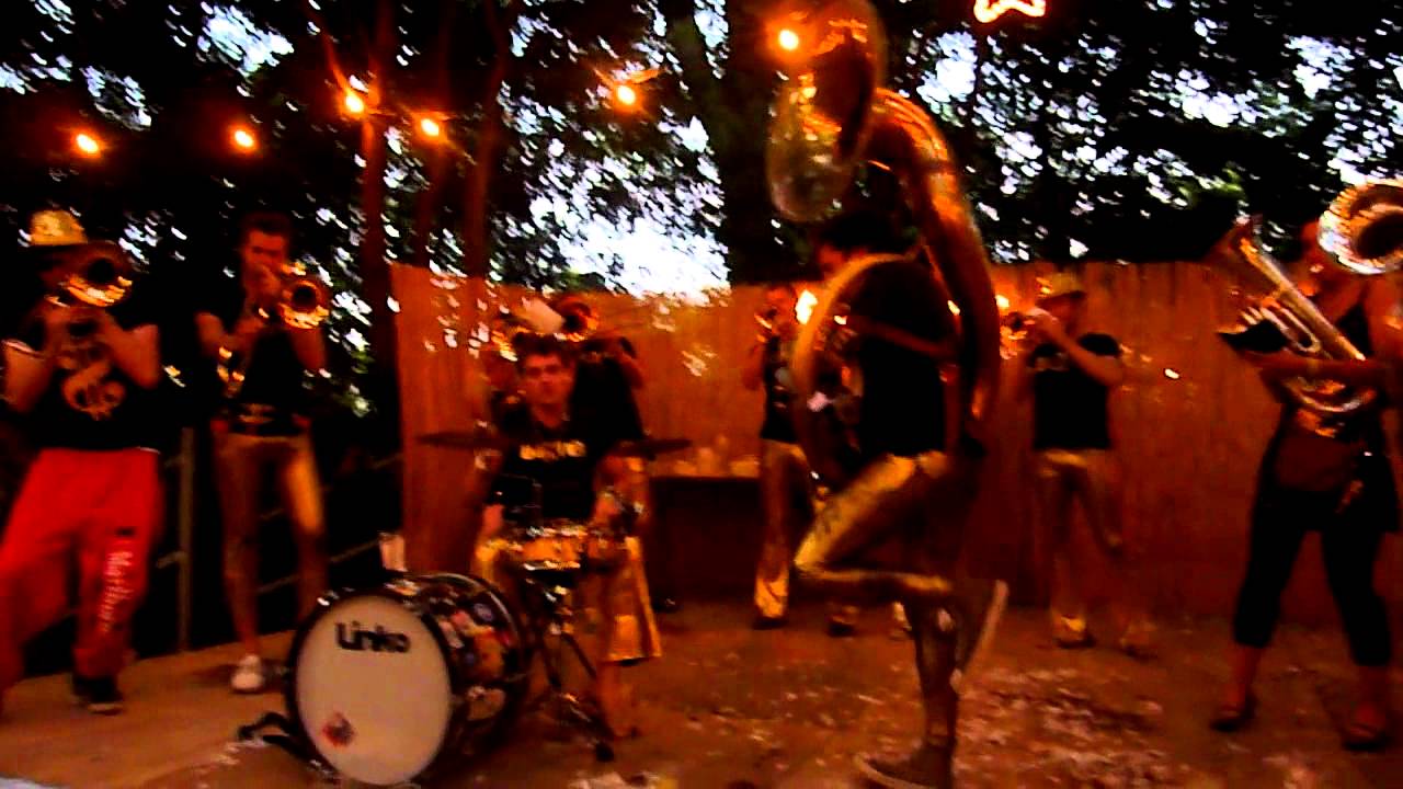 Can't stop - Nick l wab - Festival de fanfares de Valergues - 2011
