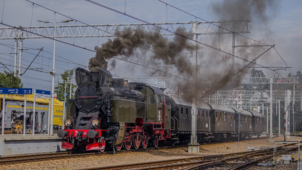 Odjazd TKT48-191 z pociągiem retro relacji Chab&oacute;wka - Sieniawa.