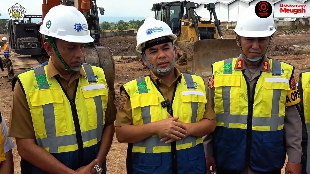 Wali Kota dan Wakil Wali Kota Lhokseumawe Letakkan Batu Pertama Pembangunan Sekolah Rakyat
