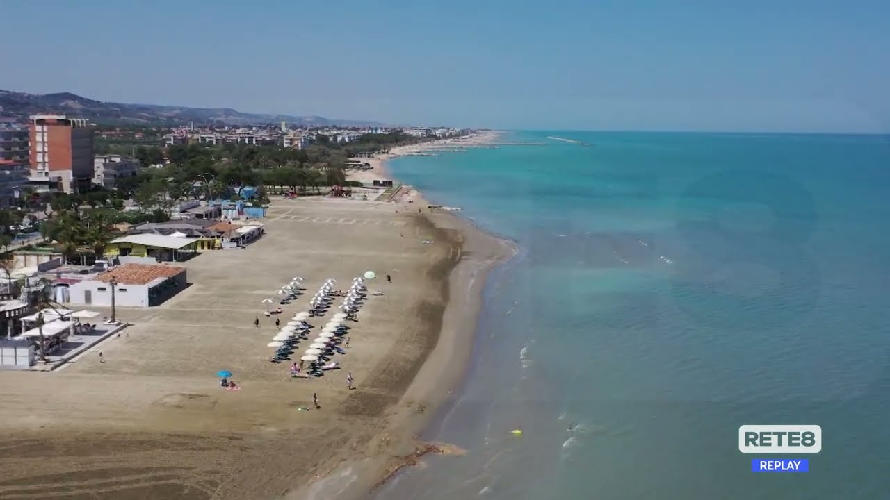 Alba Adriatica - Finito il ripascimento, si lavora per riorganizzare l'ombreggio