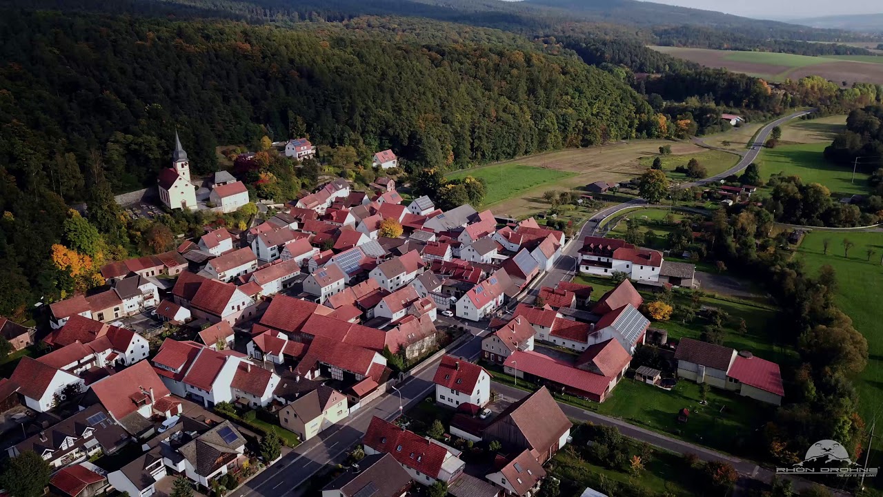 Rh&ouml;n Drohne - die sch&ouml;nsten D&ouml;rfer der bayerischen Rh&ouml;n