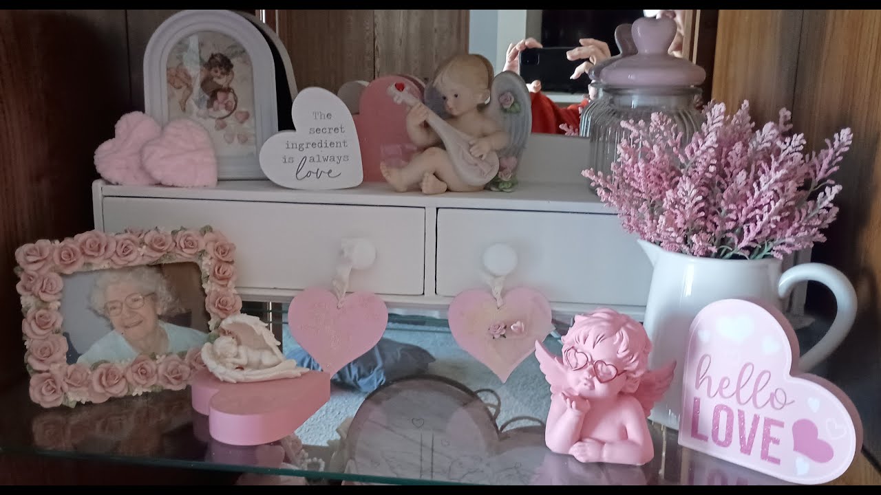 Bookcase all decorated for Valentine's Day 2026 Bold Red & Shabby Chic Pink!!
