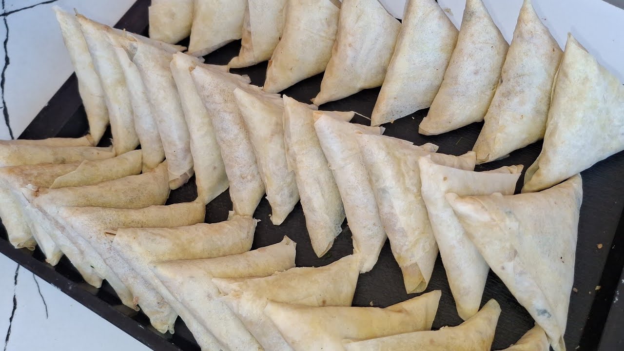 بريوات بالكفتة والشعرية الصينية بحشوة معلكة وطريقة الاحتفاظ بهم لشهر رمضان🌙🌙