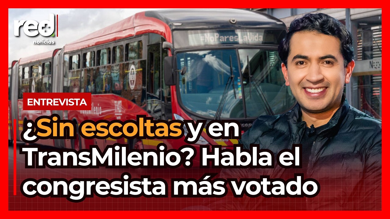 Daniel Briceño usa TransMilenio y va sin escoltas: 