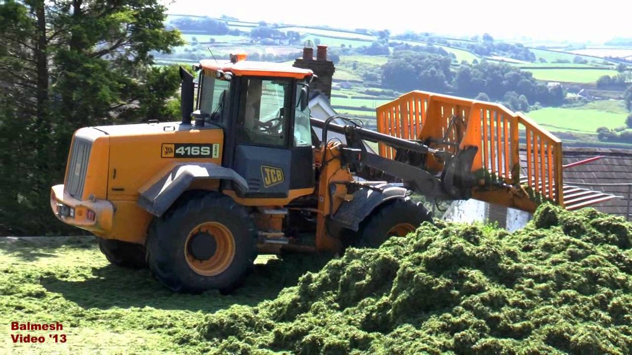 Silage Pit Work with JCB 416 - and More . .