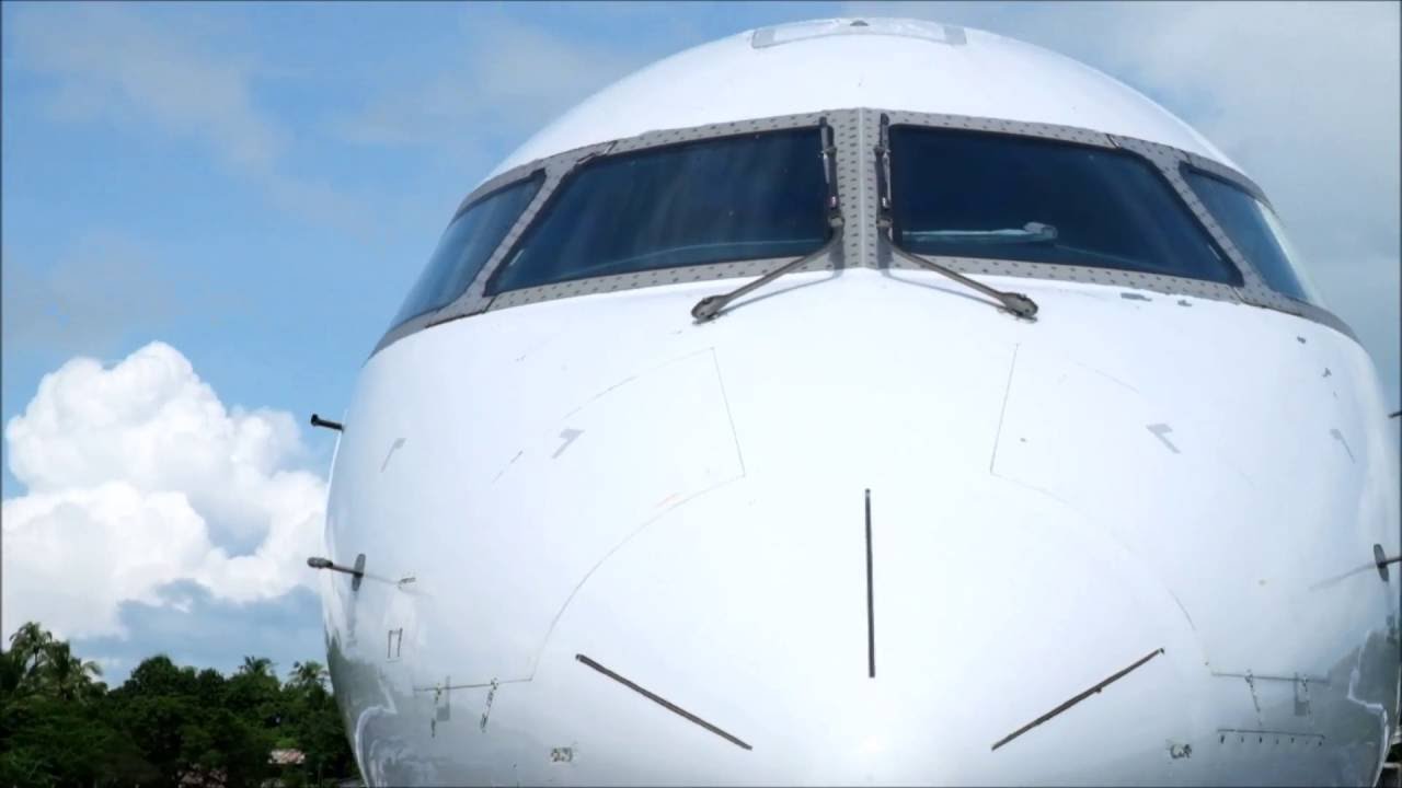 Walk Around CRJ200