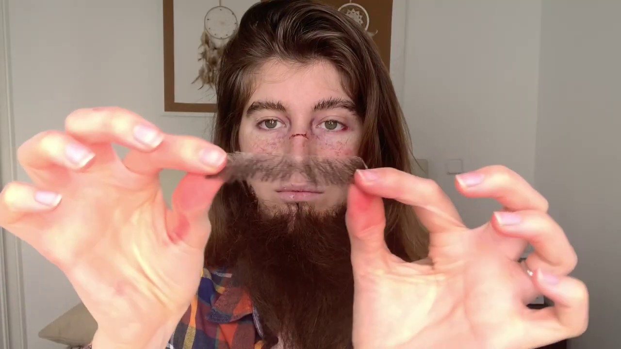 Tutorial de aplicación de barba y efectos especiales de maquillaje