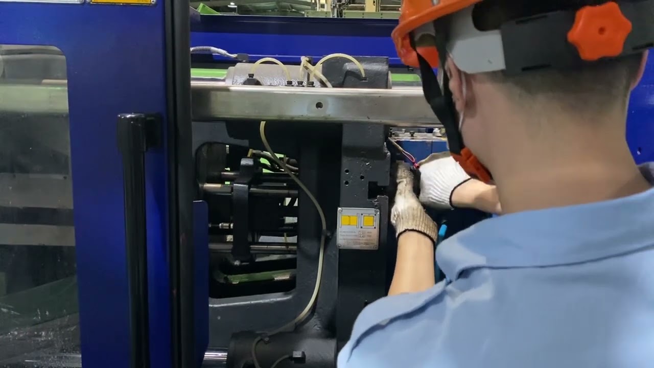 Hướng dẫn lên khuôn máy ép nhựa HATIAN