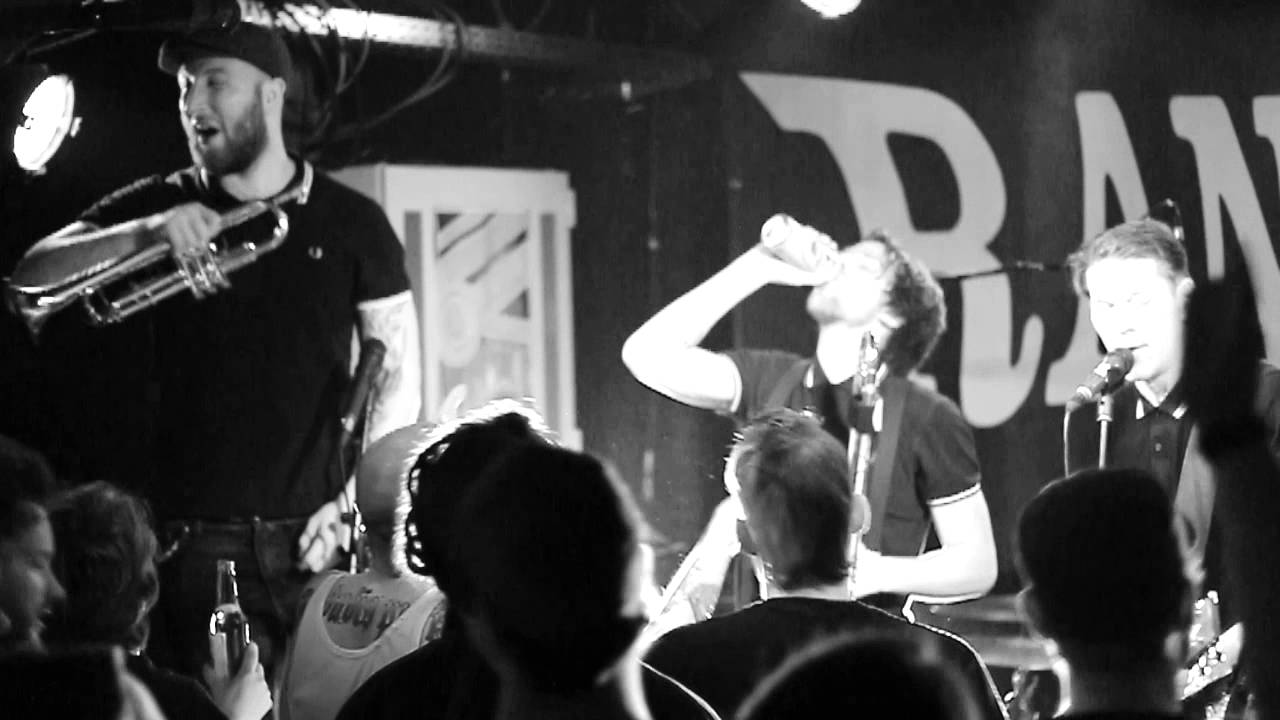 RANTANPLAN Unbekanntes Pferd live im Das Bach (29.11.2014)