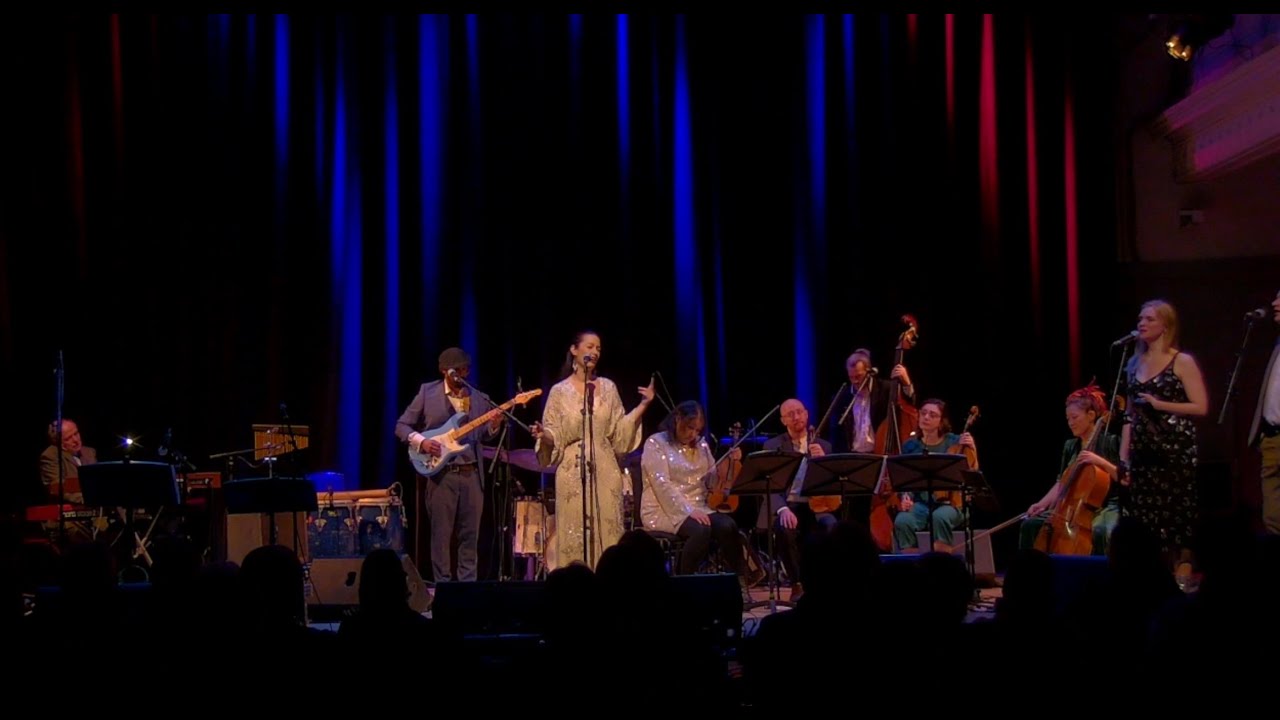 Niki King - Without You -  Live at The Queens Hall