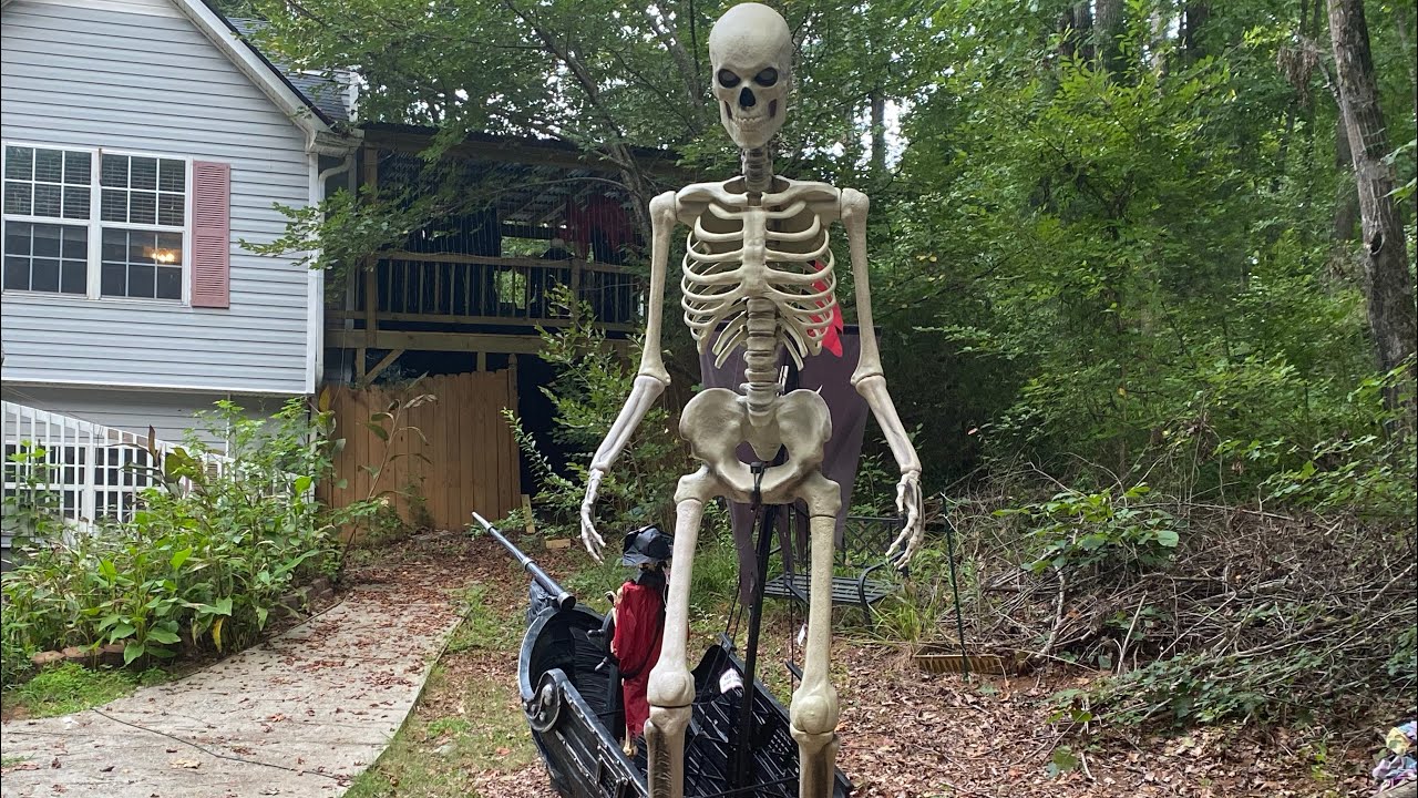 Halloween Home Depot 12 Foot Skeleton Decoration Review!