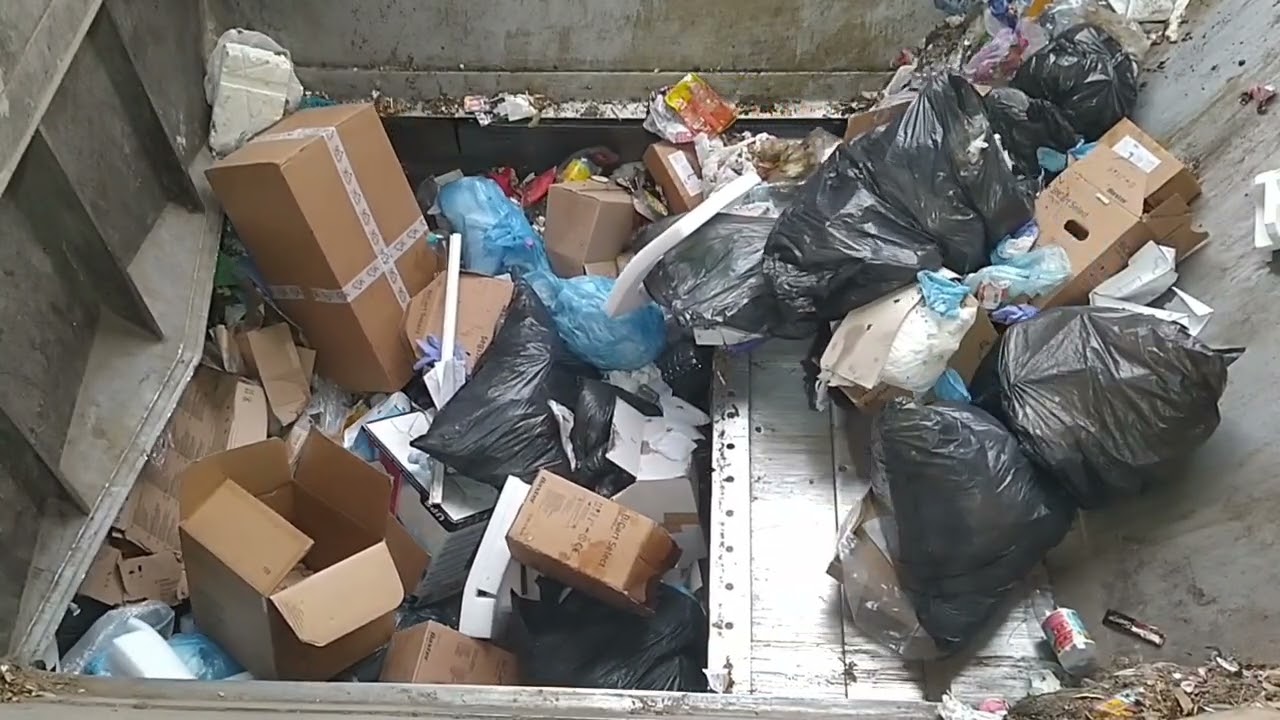 Trash transfer station / Mixed waste compacting  / original sound 2026.