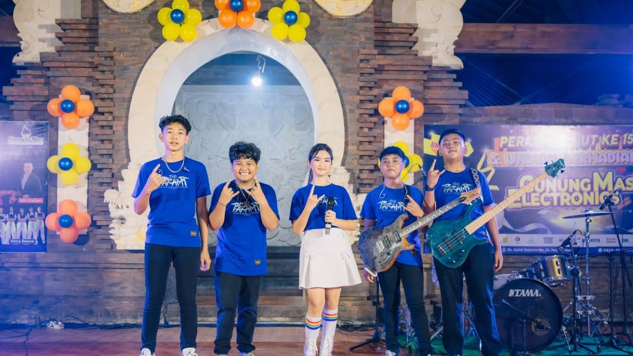PESONA - The Parama Band (live concert)