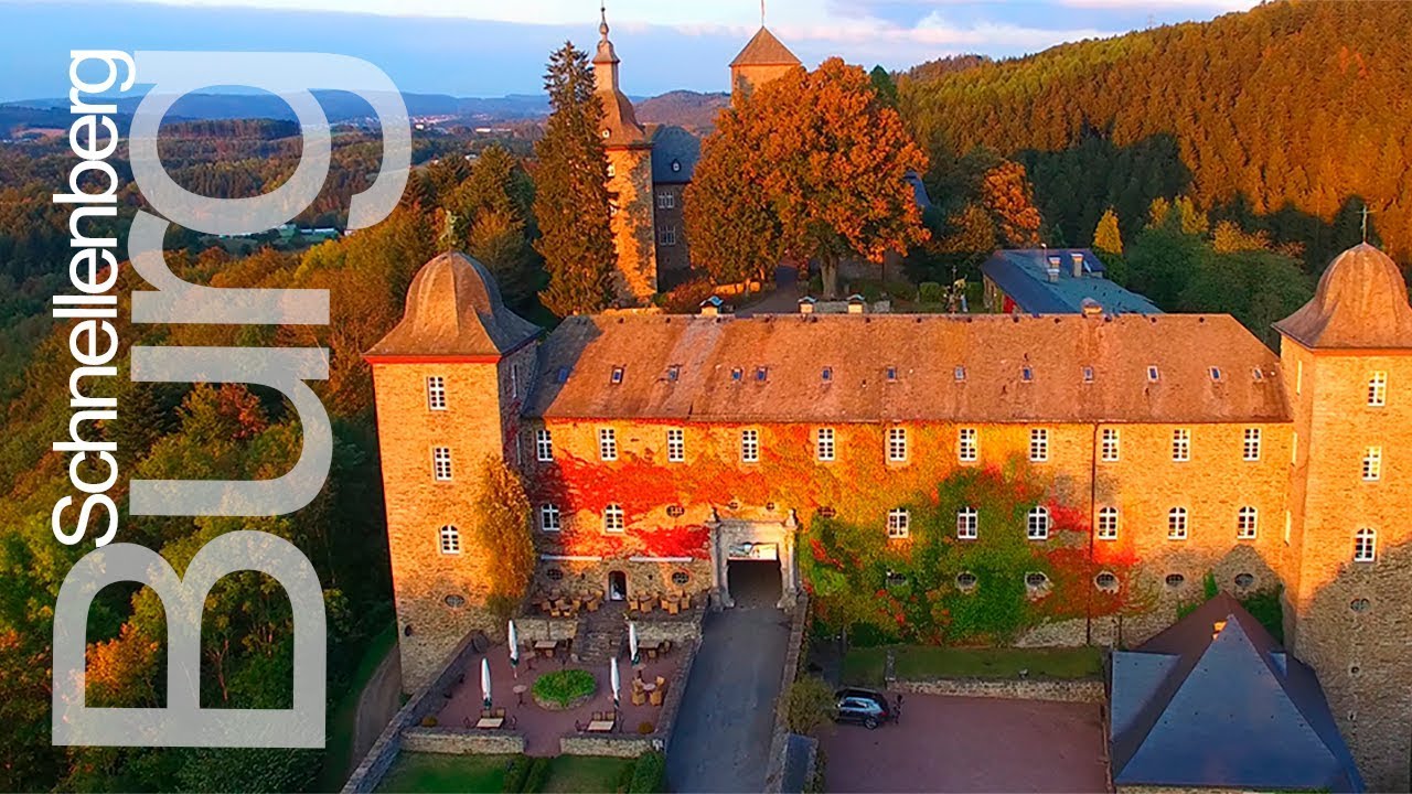 Attendorn / Burg Schnellenberg / Luftbilder Videos /Drohne/4K