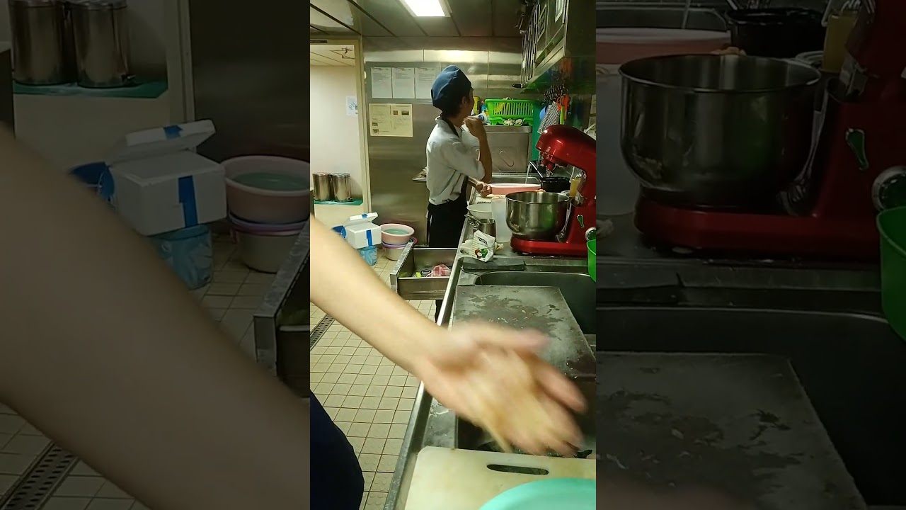 जहाज का किचन कैसा होता है? 