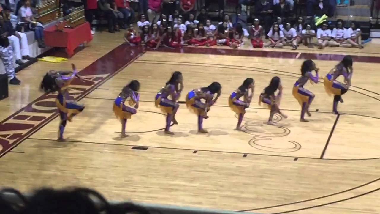 Baby Prancing Tigerette- Stand Battle